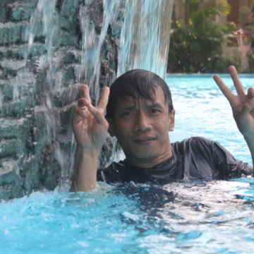 Husnul Bahrispd, 49, Lombok, Indonesia