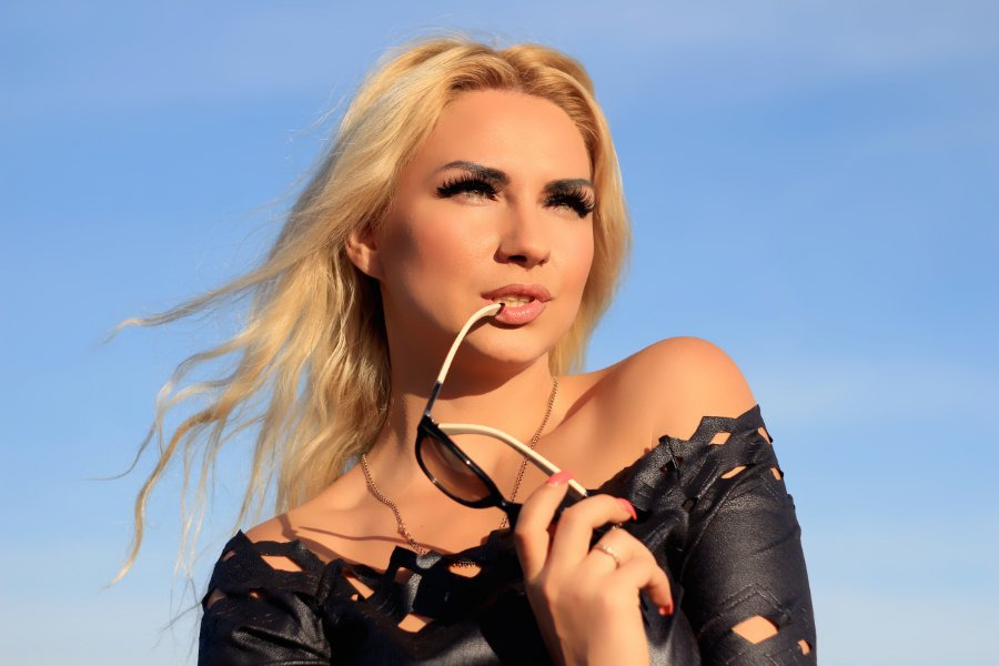 Veronika, 39, Mykolaiv, Ukraine