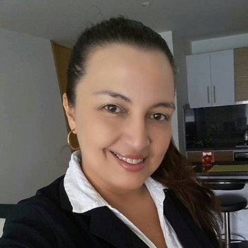 flora, 36, Lagos, Nigeria