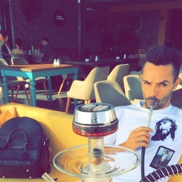 Dem, 36, Istanbul, Turkey