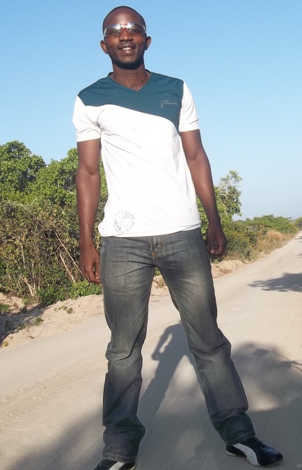 Tobias Moises, 37, Pemba, Mozambique