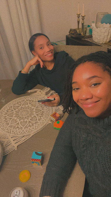 Charlee Cotton, 34, Skokie, United States