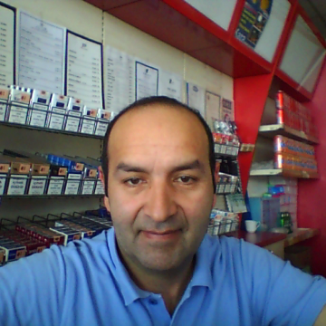 Timur Aras, 53, Izmit, Turkey