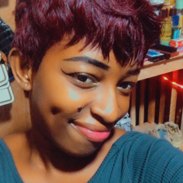 Gabrielle Angone, 24, Libreville, Gabon