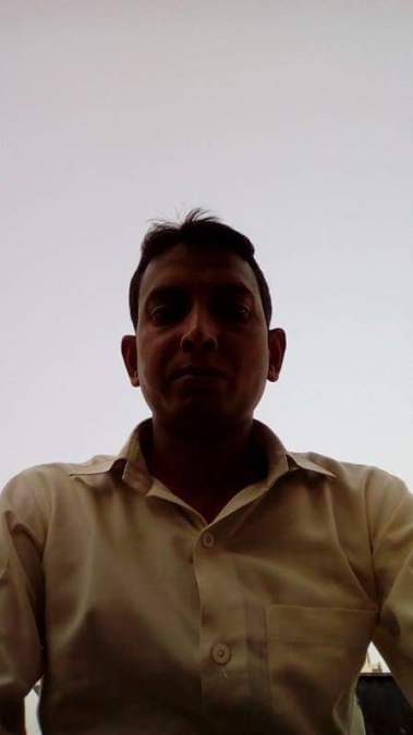 Manish, 43, Agra, India