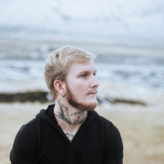 Nick Bondarev, 34, Reykjavik, Iceland