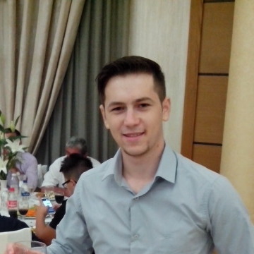 Andy, 33, Durres, Albania