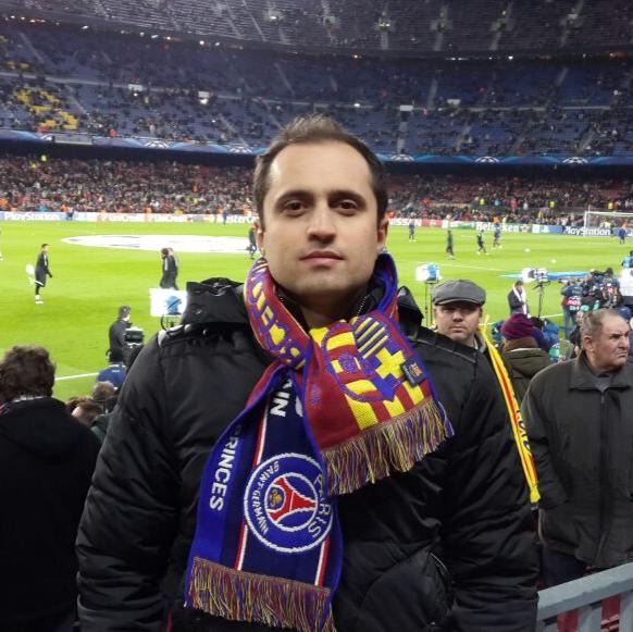 Mika, 47, Beirut, Lebanon