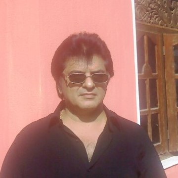 Naresh  Motiani, 47, Colombo, Sri Lanka
