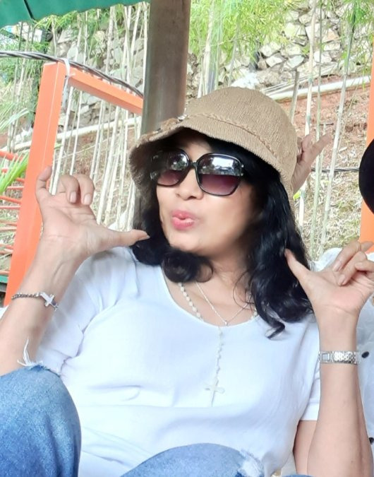 Venny, 55, Bandar Lampung, Indonesia