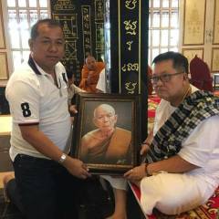 Jamrat Ploymaung, 50, Bangkok, Thailand