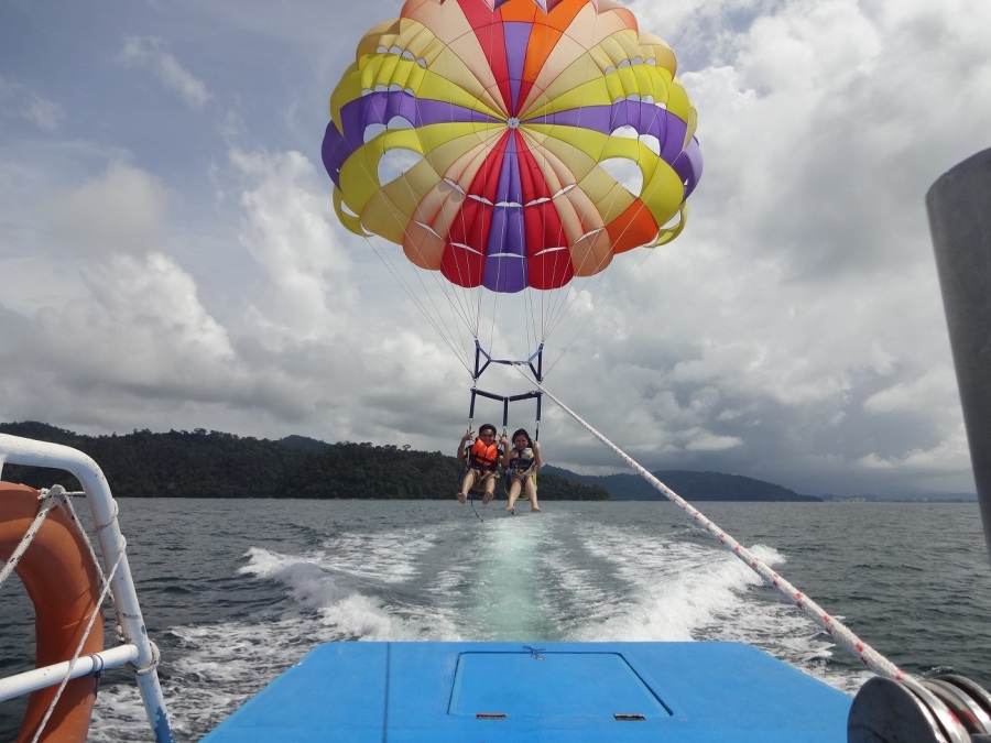 Theresa Cortes, 38, Davao City, Philippines