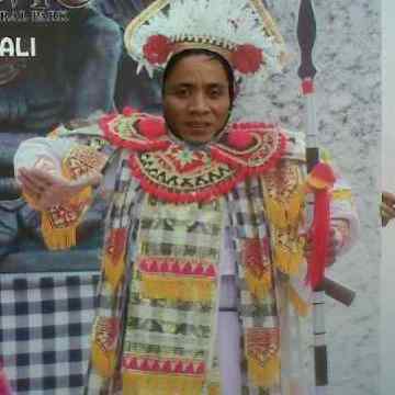 achie, 49, Makassar, Indonesia