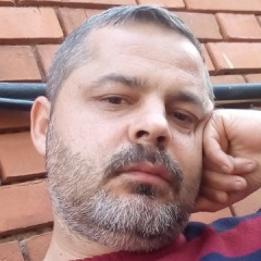 Zafer, 41, Izmir, Turkey