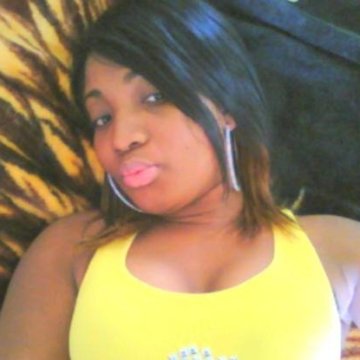 Samira Samira, 30, Dakar, Senegal