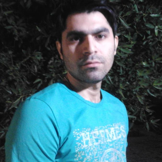 Alireza, 41, Miami, United States