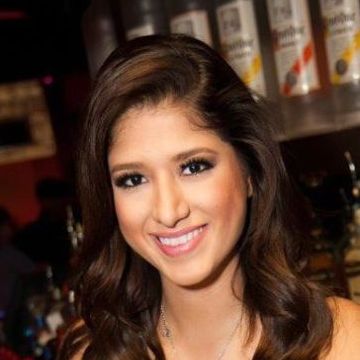 Pamela, 44, Austin, United States