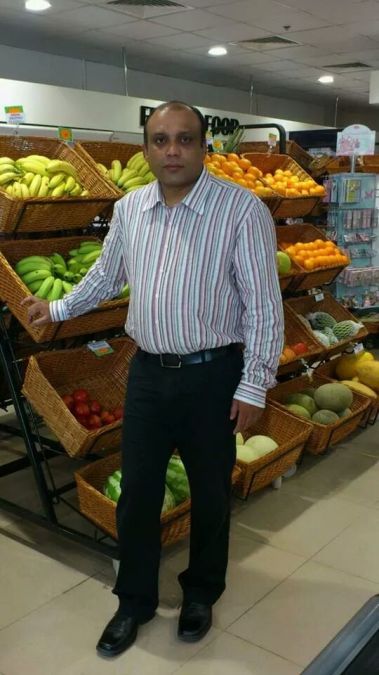 sandi, 51, Dubai, United Arab Emirates