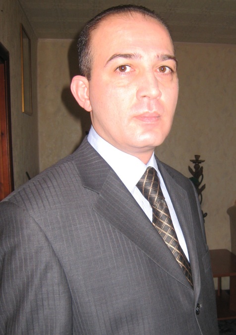 Saif, 51, Mariupol', Ukraine