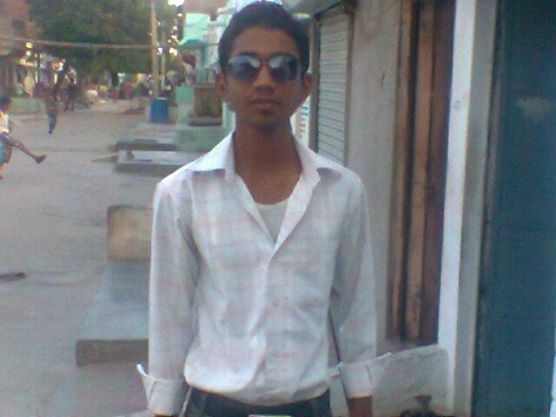 lokesh kushwaha, 33, Bhilwara, India