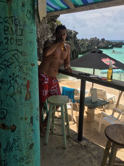 Remus, 40, Hamilton, Bermuda