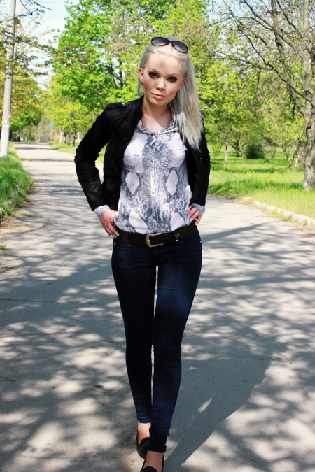 violetta, 32, Kherson, Ukraine