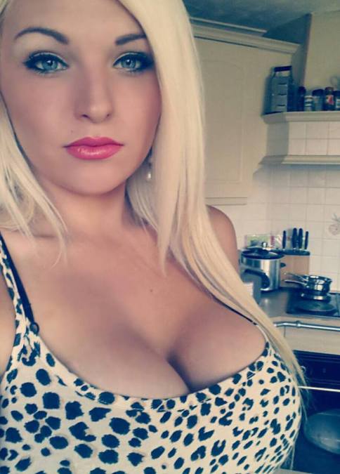 Angelinaadams, 37, Billings, United States