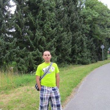 Shenoda Pharaoh Son, 42, Kuwait City, Kuwait