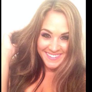 Sandra, 45, Reykjavik, Iceland