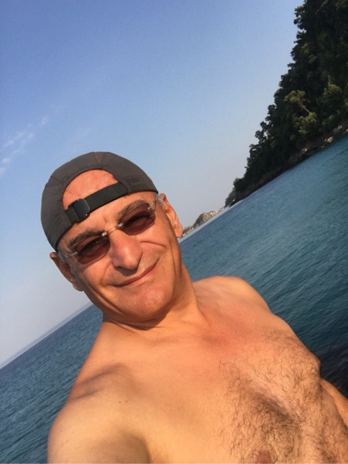 fethi, 81, Istanbul, Turkey