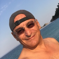 fethi, 81, Istanbul, Turkey