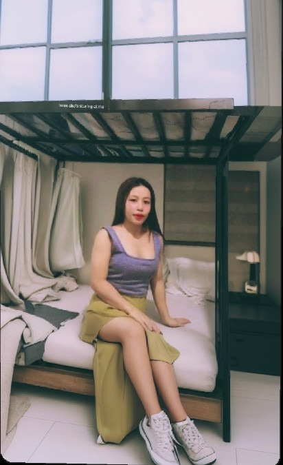 Pearly Bensing, 20, Talisay City, Philippines