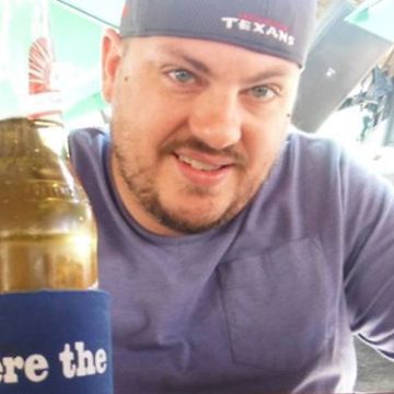 kc stastny, 46, Inez, United States