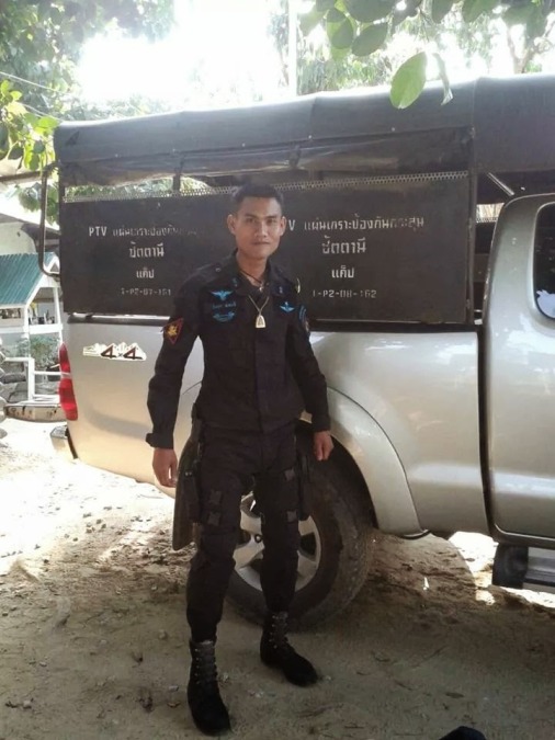 นักรบ ดำ พราน อี่สาน, 41, Thai Mueang, Thailand