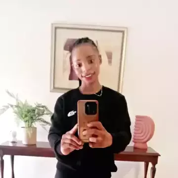 Tina Mwanza, 22, Islamabad, Pakistan