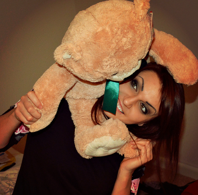 Zina Untu, 33, Arlington, United States