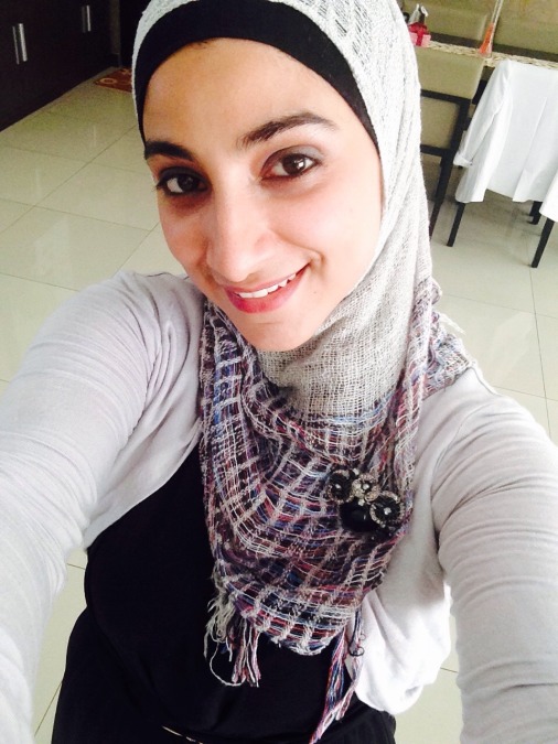 sahar, 43, Surabaya, Indonesia