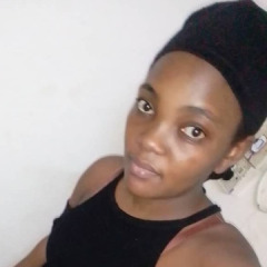 Flowa Aine, 30, Riyadh, Saudi Arabia