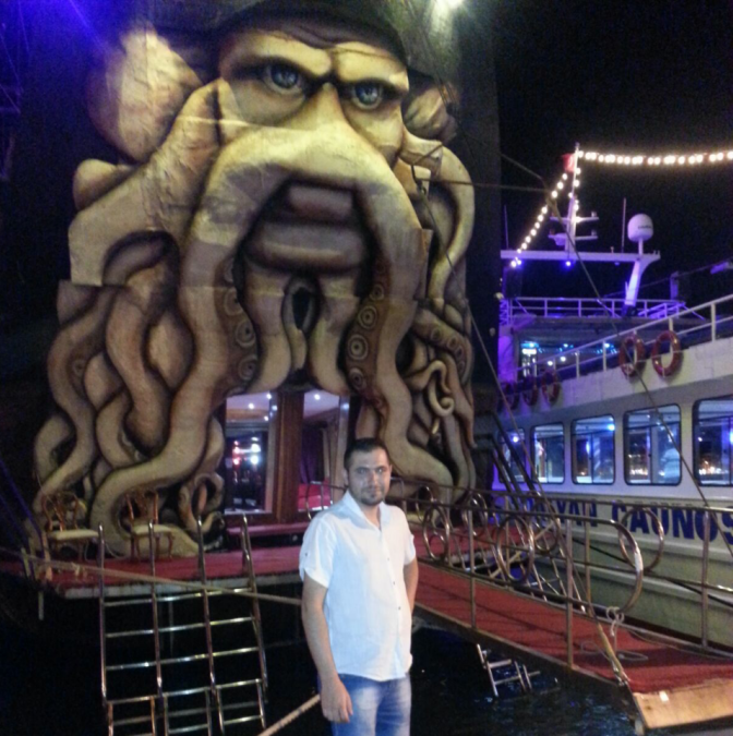 hayirli22, 40, Izmit, Turkey