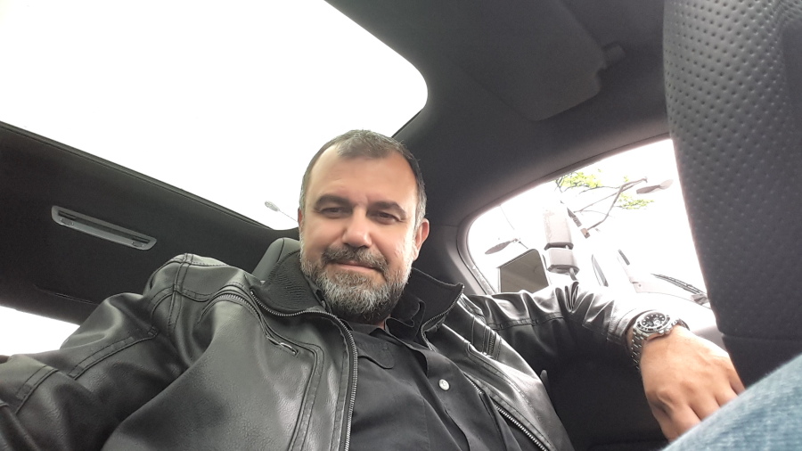 Ufuk, 49, Istanbul, Turkey