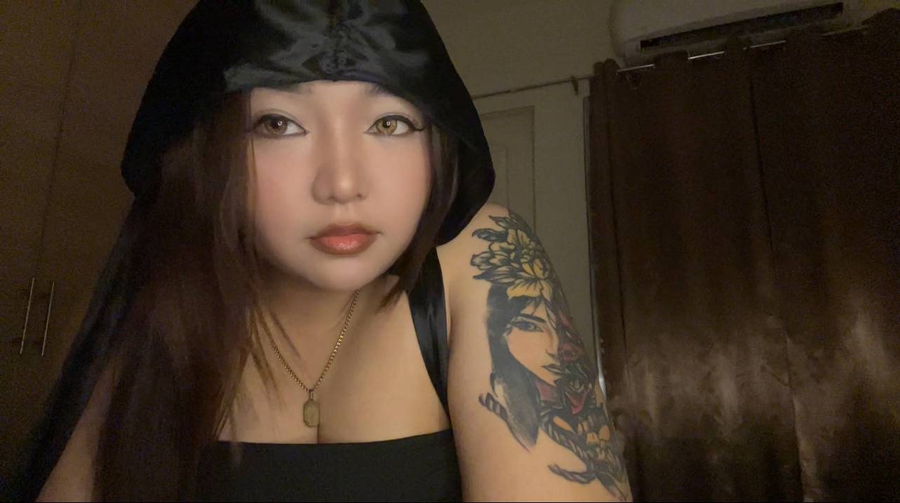 Britanny Brix, 30, Perth, Australia