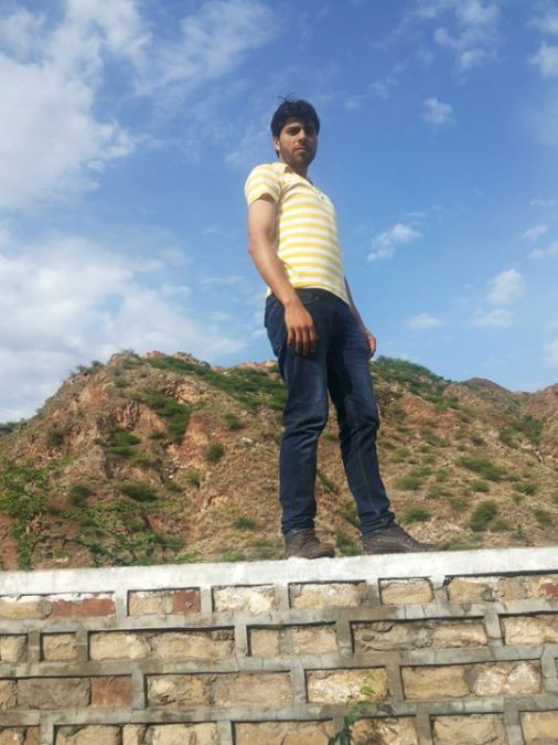 Mian Nisar, 32, Sialkot, Pakistan