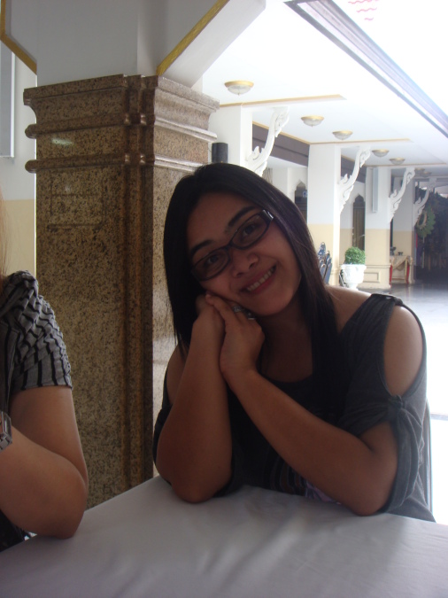 ถ้าเธอเลิกกับเขา มารักฉันได้ใหม, 44, Bangkok, Thailand