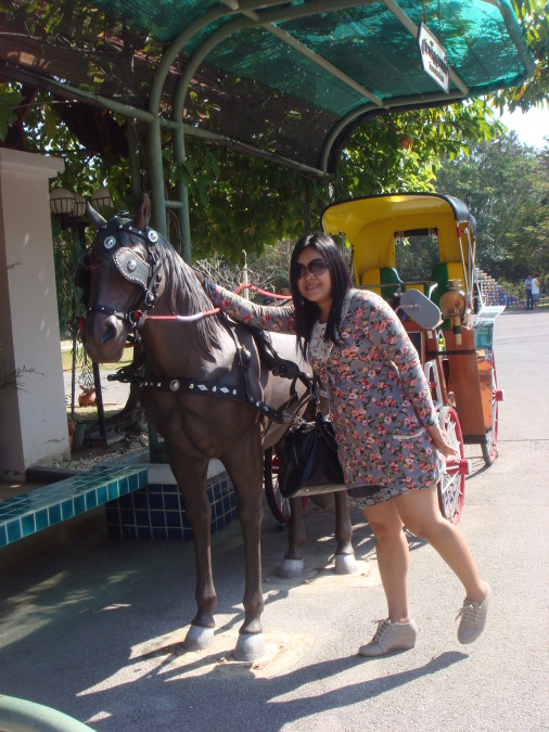 ถ้าเธอเลิกกับเขา มารักฉันได้ใหม, 44, Bangkok, Thailand