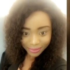 Yumina Gove, 32, Luanda, Angola