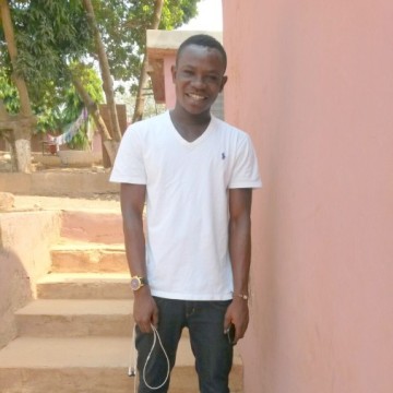 Derek kodom, 36, Accra, Ghana