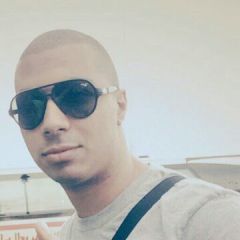 Maroo Shevchenko, 36, Quito Canton, Ecuador