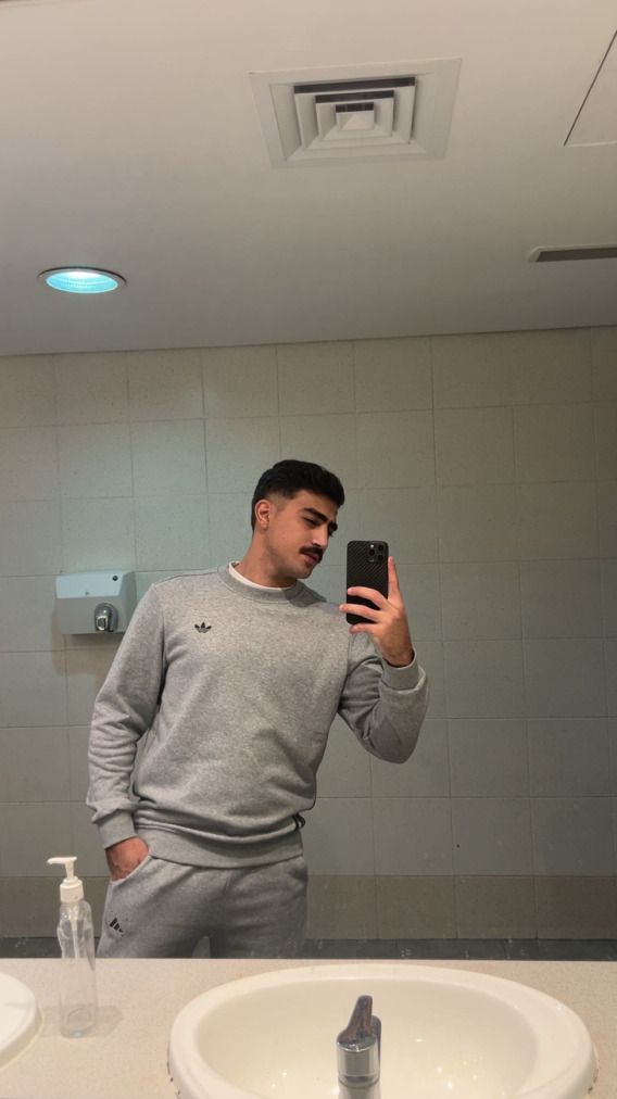 Anonymous, 24, Sharjah, United Arab Emirates