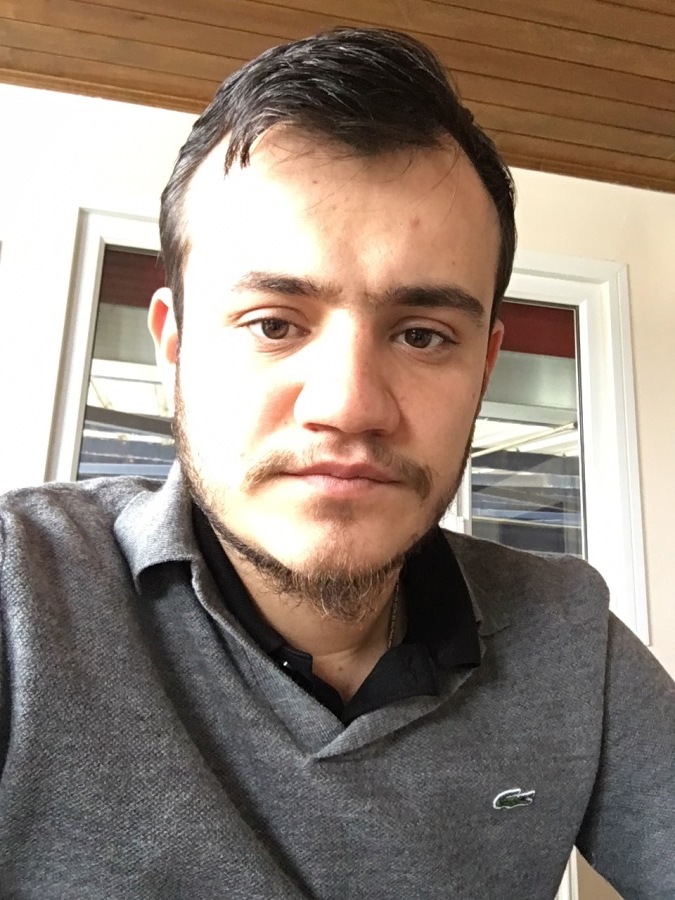 Veysel, 35, Istanbul, Turkey