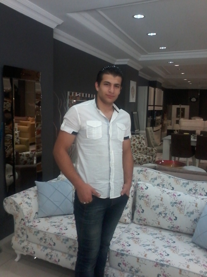 mecit, 30, Izmit, Turkey